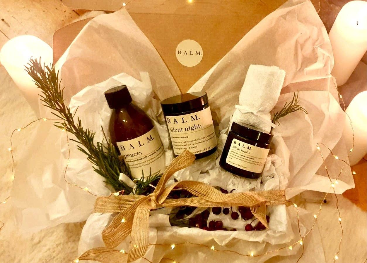 SILENT NIGHT SPA; gift box