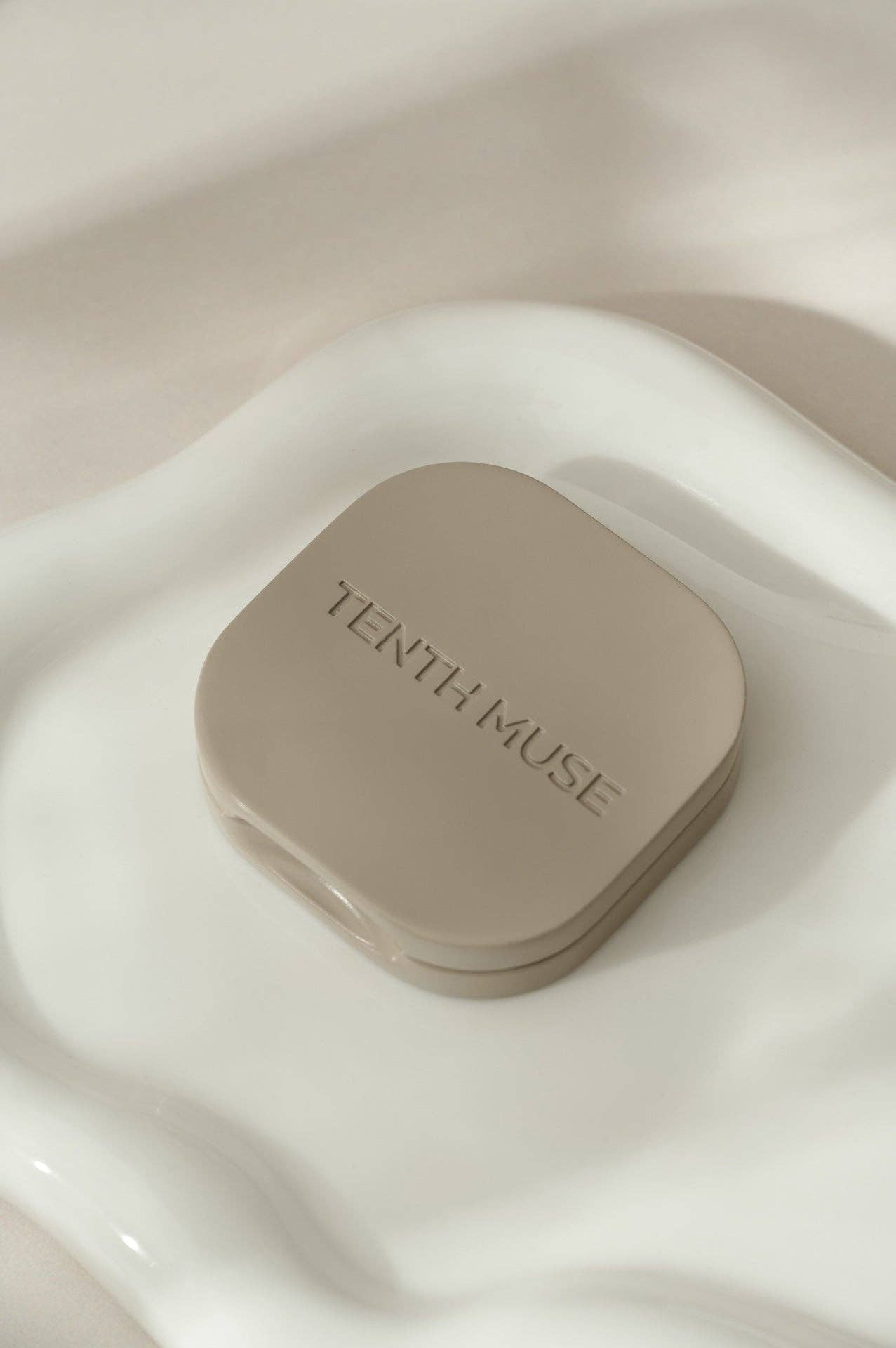 Refillable Clay Perfume Vessel - Sustainable Solid Perfume Case