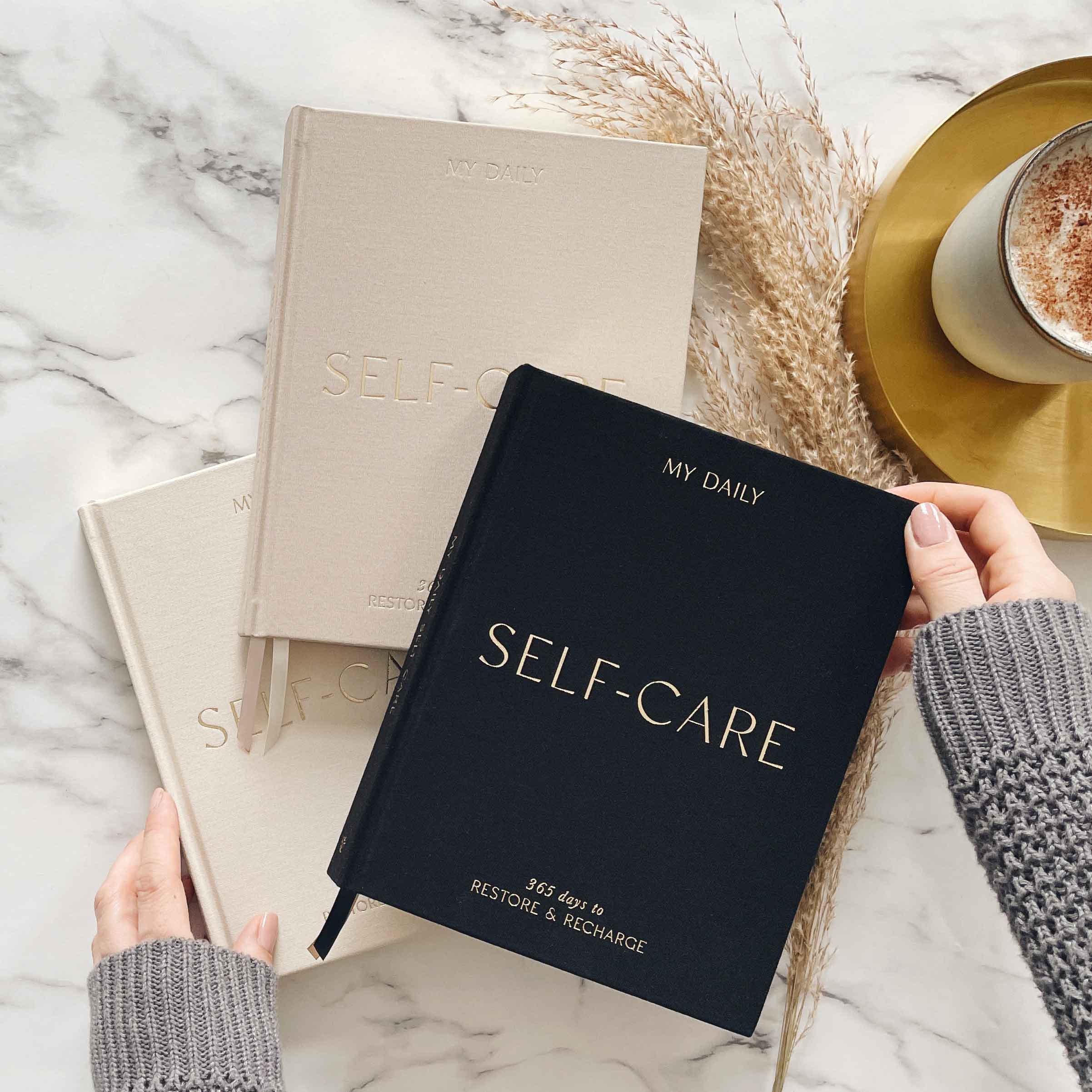 My Daily Self-Care - Gratitude& Reflection journal - Black